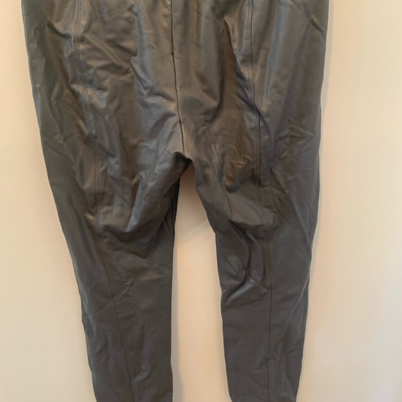 Lysse New York Textured Leather Legging - Picture 2 of 7